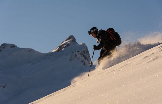 Freerider im Tiefschnee