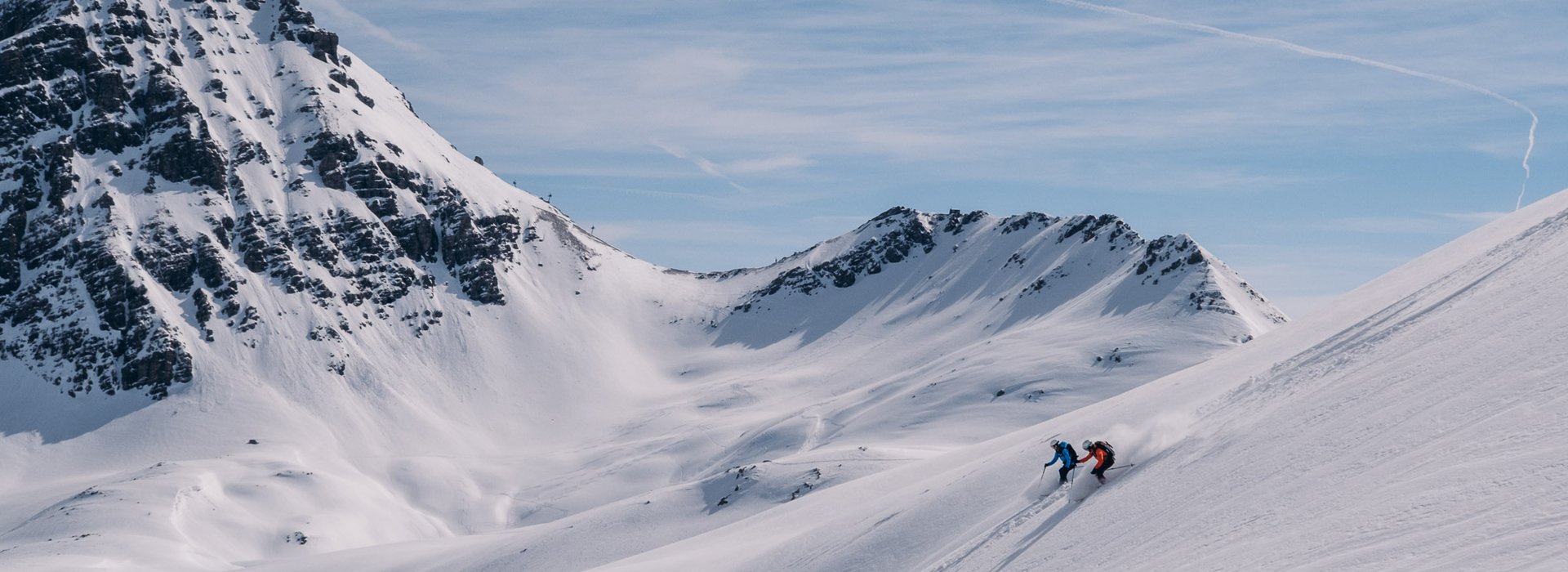 Skiabfahrt im Gelände