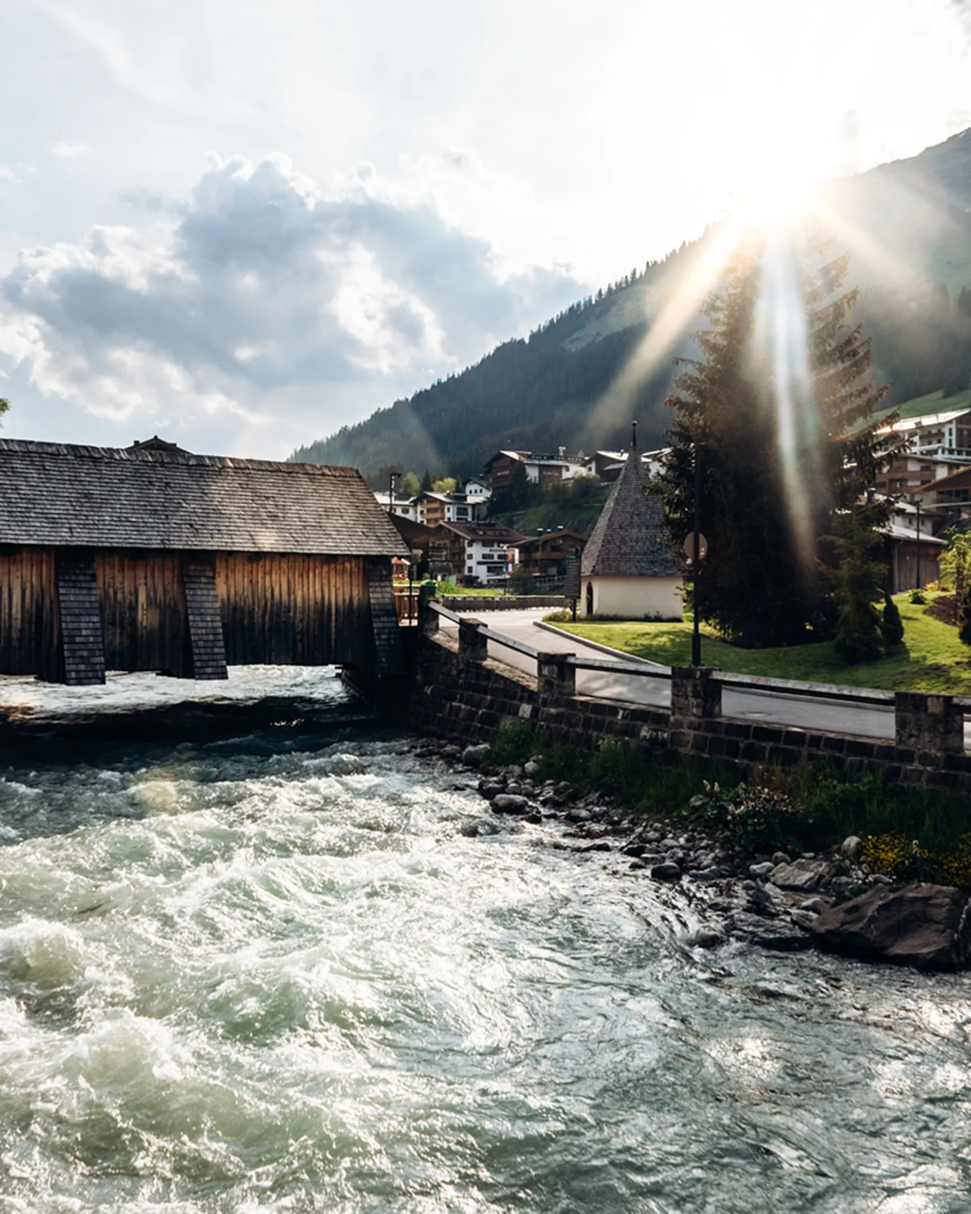 Hotel Aurora: der perfekte Ausgangspunkt für einen Fischerausflug am Lechbach Lechbach im Dorfzentrum von Lech