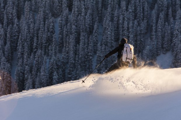 Freerider im Tiefschnee