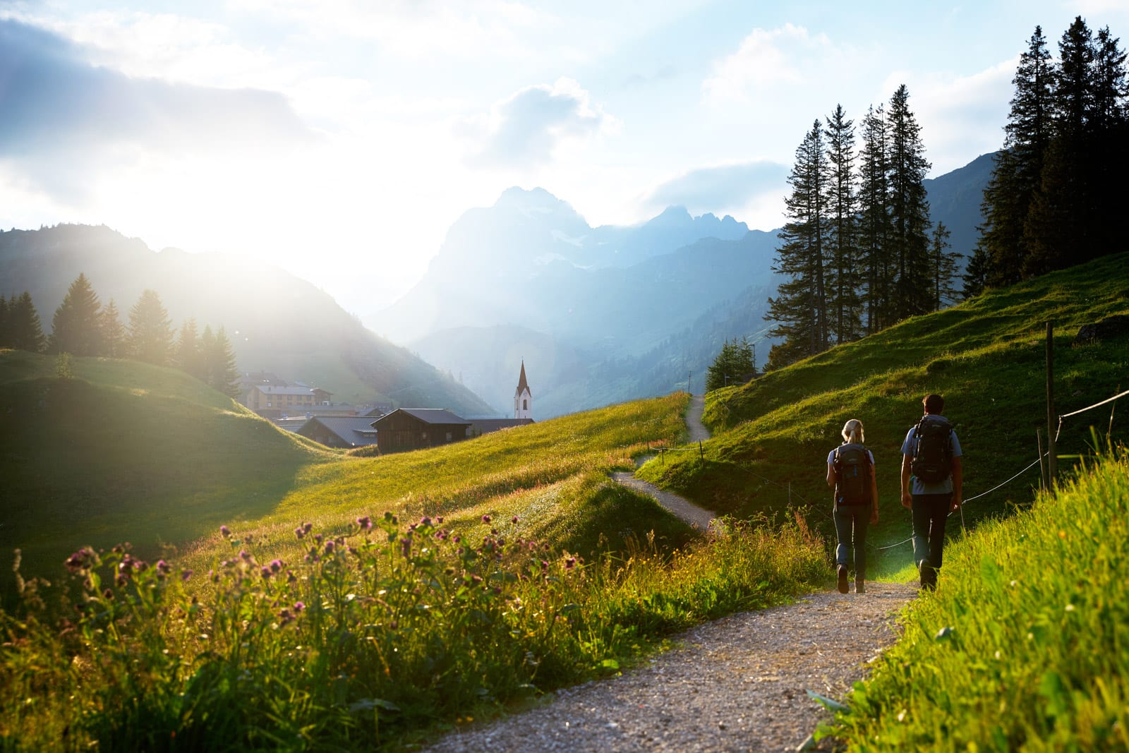 Wanderer am Lechweg